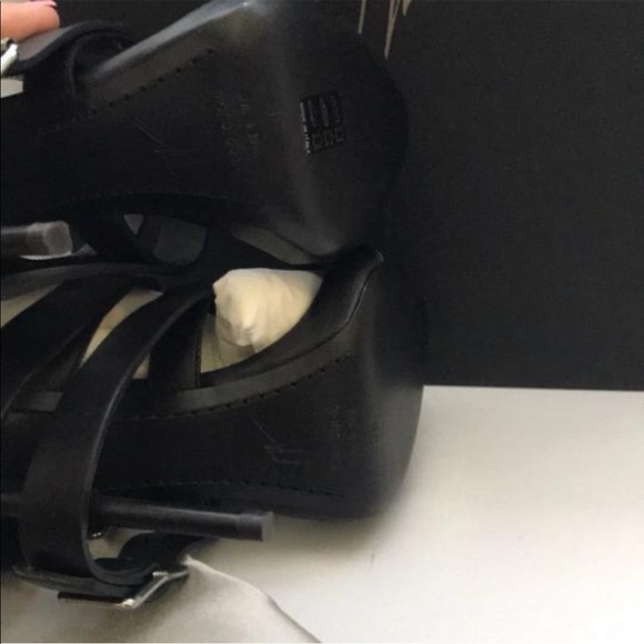 Giuseppe Zanotti heels - Picture 5 of 11